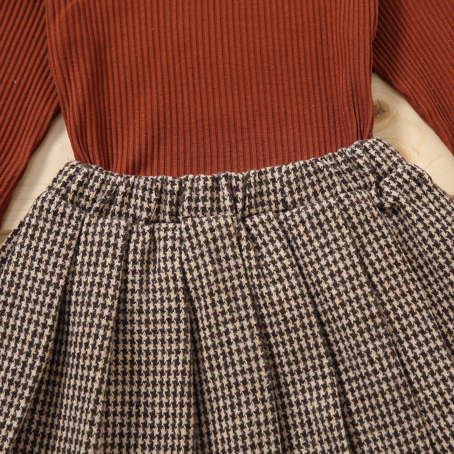 Solid Turtleneck Knitwear Pleated Skirt